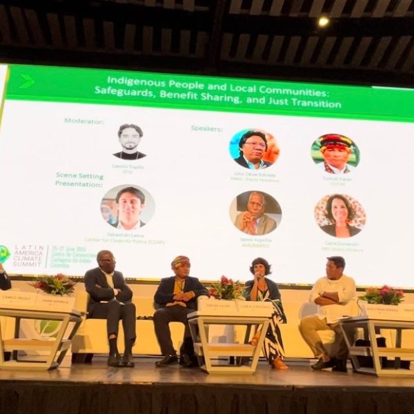 98902bee-81ea-4a1e-9e40-25c95314b6eb